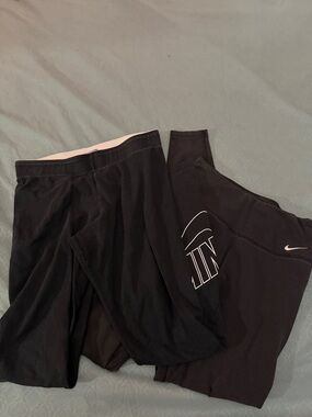 Nike Black  Leggings with Subtle Logo